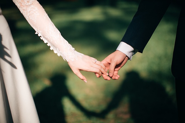 Matrimoni sempre più cari: prestiti? chiesti dal 10% degli sposi
