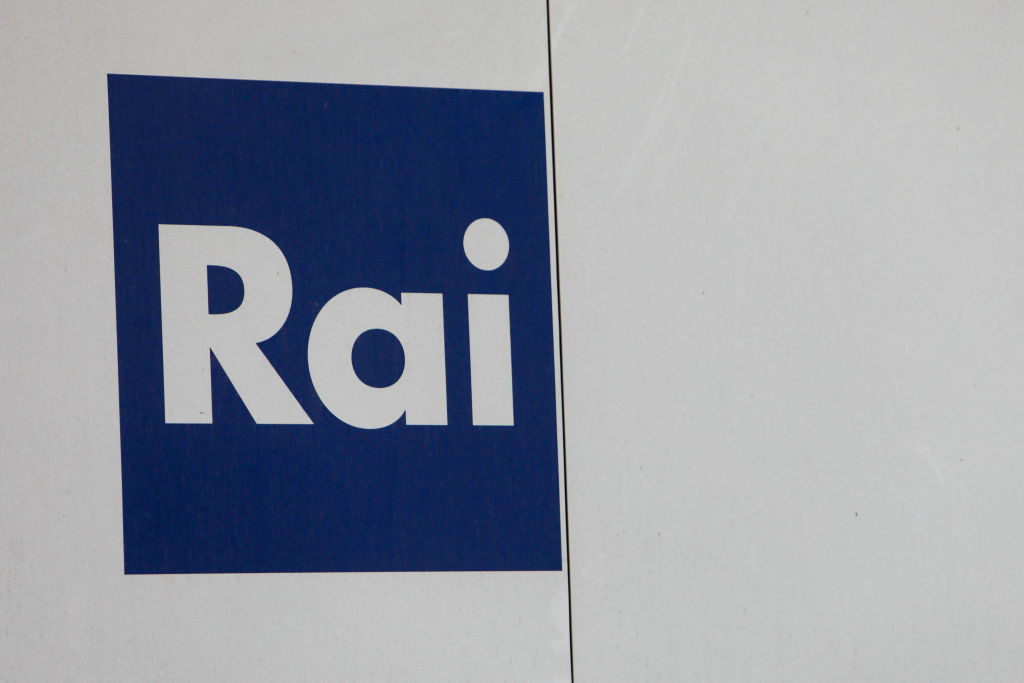 Dal 2023 il canone Rai non più in bolletta. Le ipotesi su come lo pagheremo