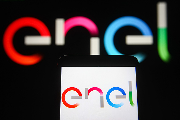 Extraprofitti: manovra aumenta tassa dal 25% al 35%. Da Enel a A2A ecco gli impatti per singole società