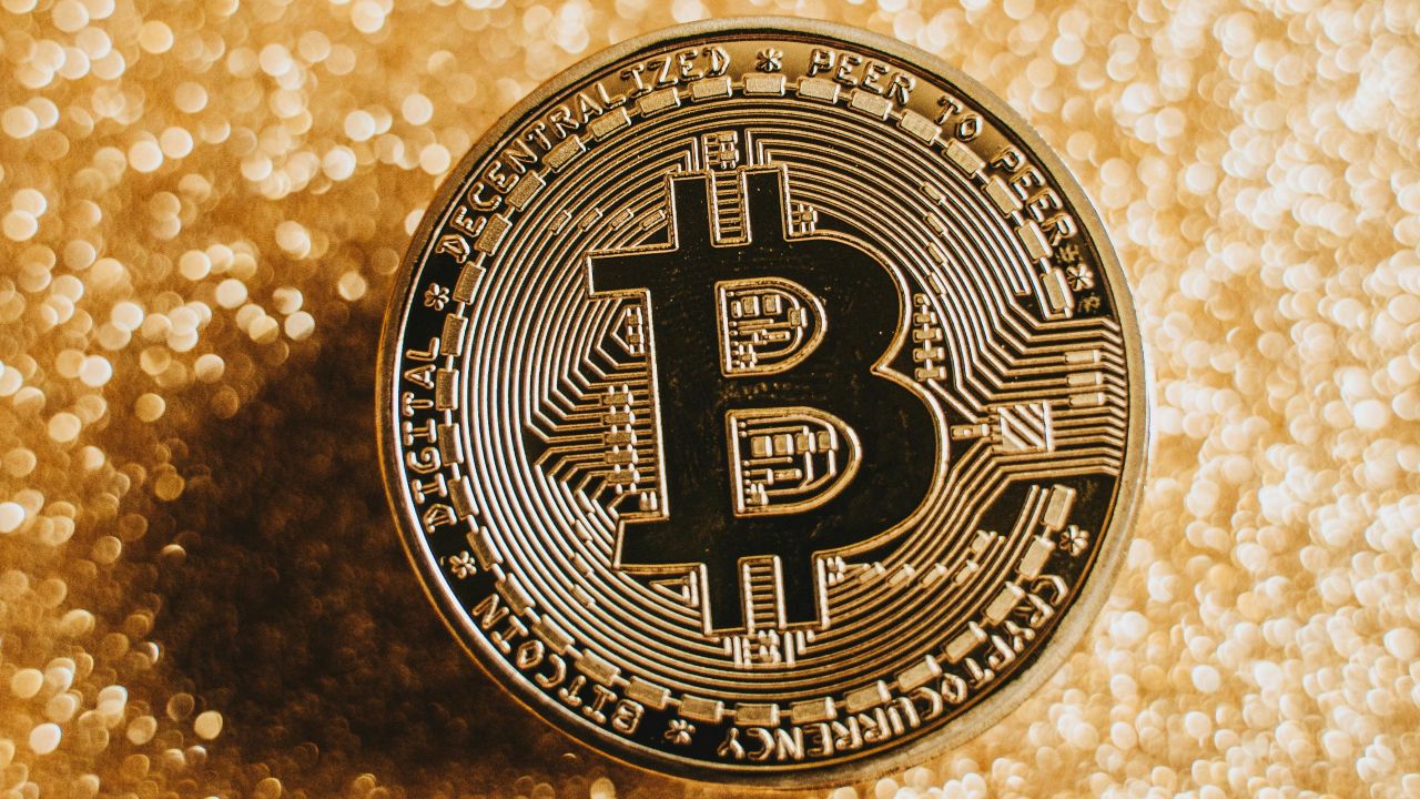 Bitcoin registra un nuovo record superando i 119 mila dollari