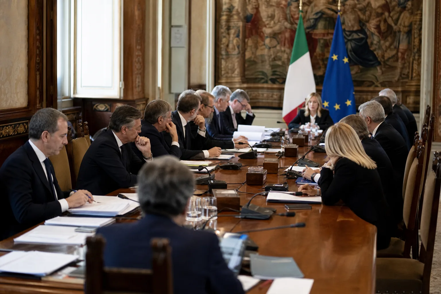 Manovra 2027, il Consiglio dei ministri rinviato al 28 ottobre: lo stallo su ceto medio e contributi blocca l’approvazione